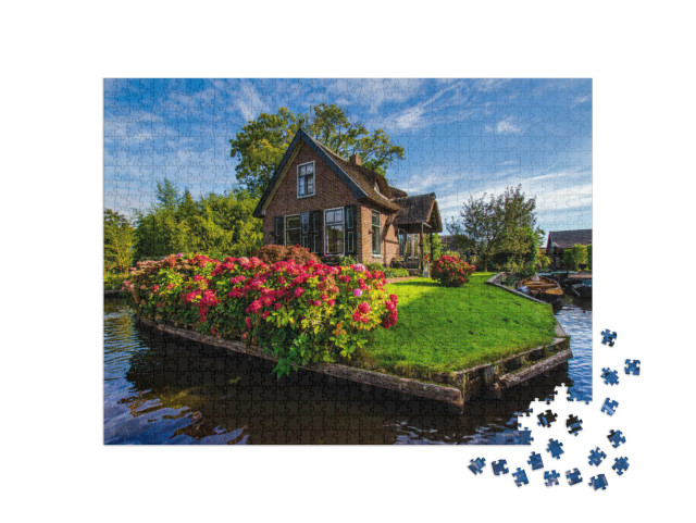 puzzle 1000 dílků „Okouzlující domek na ostrově v Giethoornu, Holandsko“