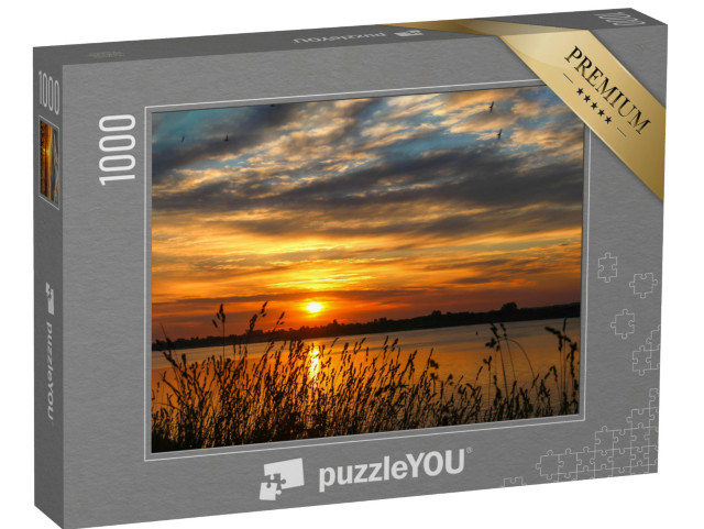 puzzle 1000 dílků „Západ slunce nad klidnou řekou“