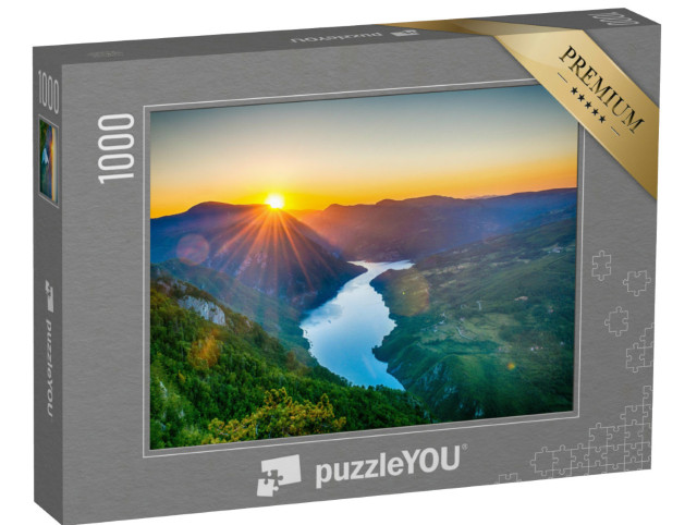 puzzle 1000 dílků „Vyhlídka Banjska stena, pohoří Tara, Srbsko se západem slunce“