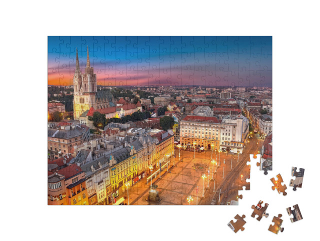 puzzle 200 dílků „Noc nad náměstím Bana Jelačiče, Záhřeb, Chorvatsko“