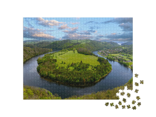 puzzle 1000 dílků „Smyčka Vltava, Česká republika“