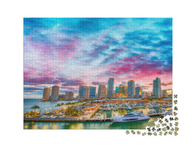puzzle 2000 dílků „Soumrak nad Miami, Florida“