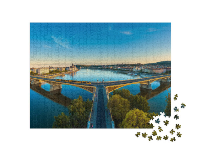 puzzle 1000 dílků „Panorama přes Markétin most v Budapešti, Maďarsko“