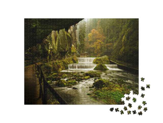 puzzle 1000 dílků „Edmundova soutěska, Hřensko, České Švýcarsko, Česká republika“