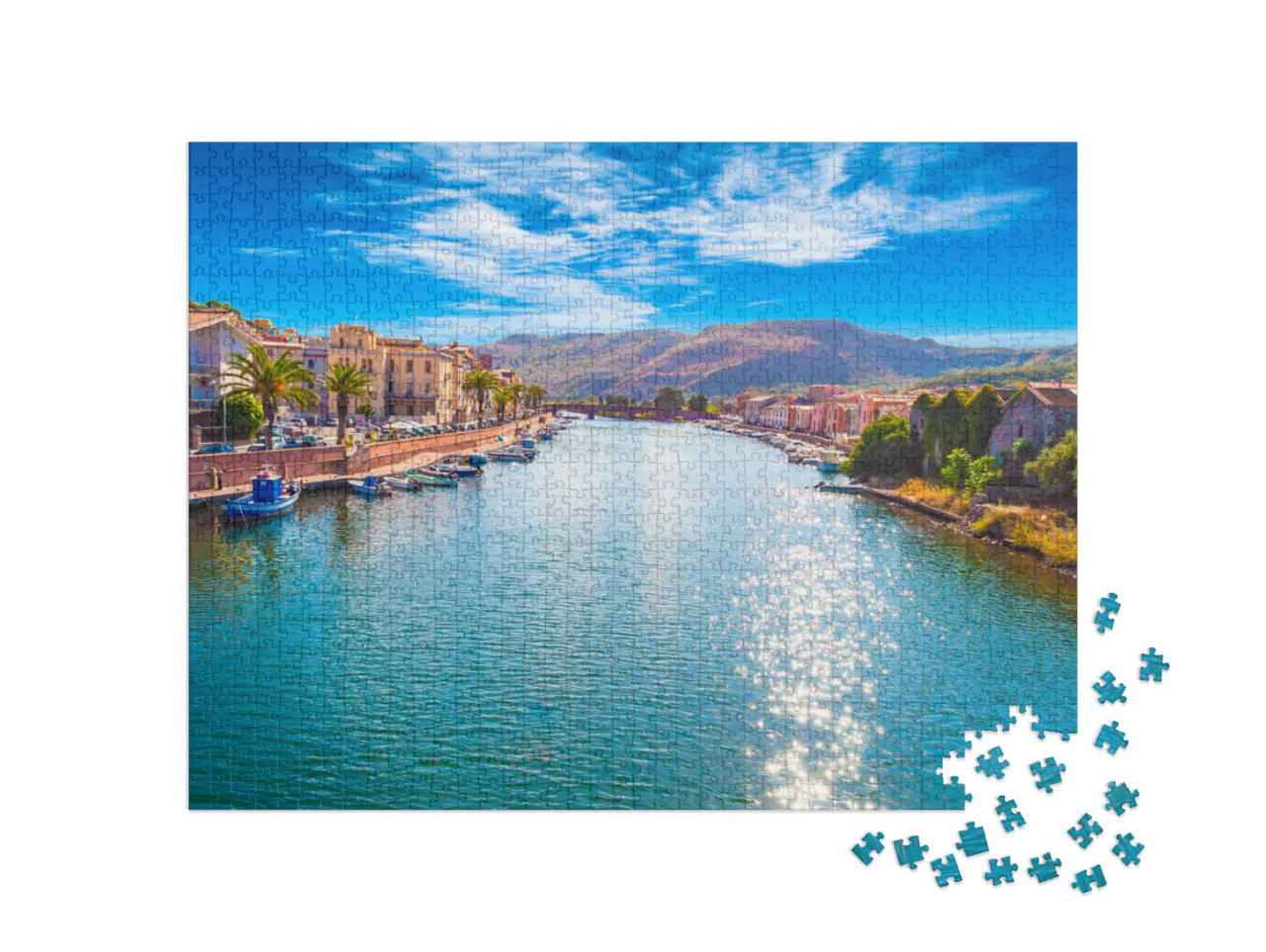 puzzle 1000 dílků „Vesnice Bosa u řeky Temo, zamračený den, Sardinie“