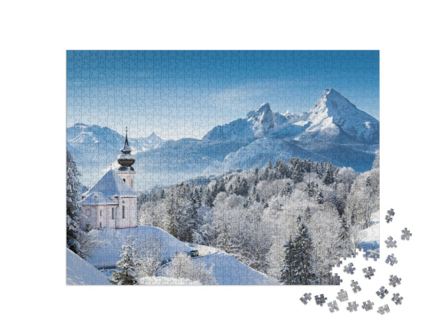 puzzle 1000 dílků „Poutní kostel a vrchol Watzmann v zimě, Berchtesgadener Land, Německo“