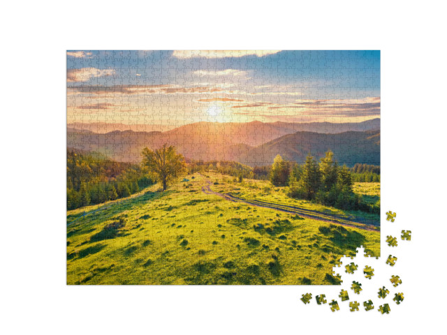 puzzle 1000 dílků „Cesta do východu slunce v Karpatech, Ukrajina“
