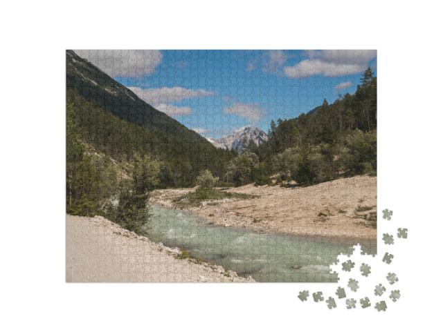 puzzle 1000 dílků „Pohled na řeku Isar u obce Scharnitz, Rakouské Alpy“