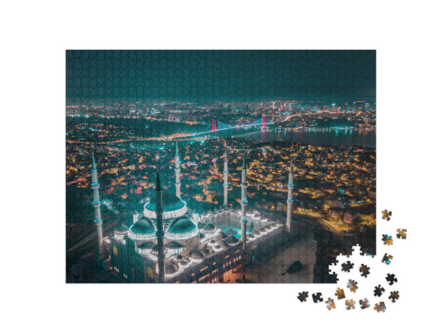 puzzle 1000 dílků „Letecký pohled na Istanbul a mešitu Camlica, Turecko“
