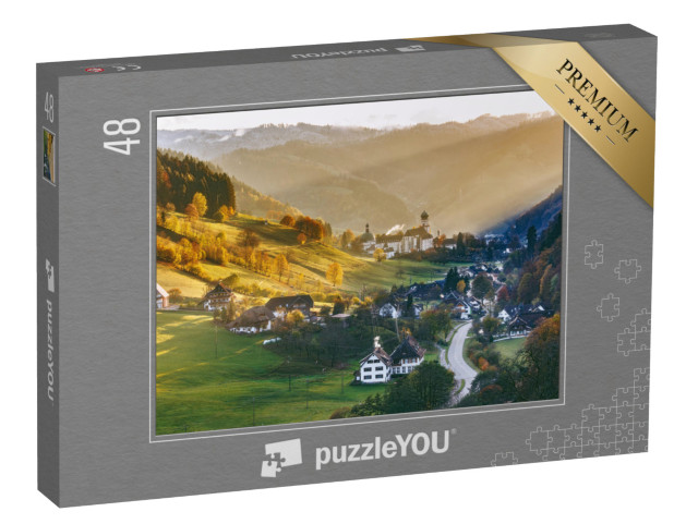 puzzle 48 dílků „Tradiční domy: Panoramatický pohled na Münstertal ve Schwarzwaldu, Německo“
