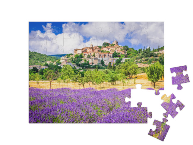 puzzle 48 dílků „Simiane-la-Rotonde, chatová osada, Provence, Francie“