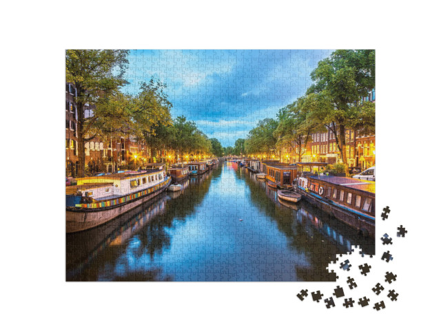 puzzle 1000 dílků „Kanál v nočním Amsterdamu, Nizozemsko“