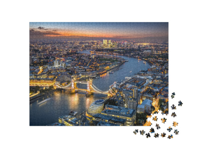 puzzle 1000 dílků „Londýnské panorama s Tower Bridge za soumraku“