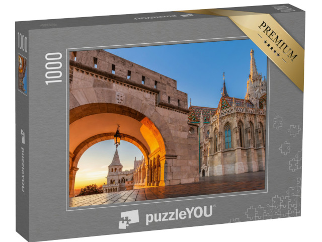 puzzle 1000 dílků „Severní brána Rybářské bašty Halaszbastya při východu slunce, Budapešť, Maďarsko“