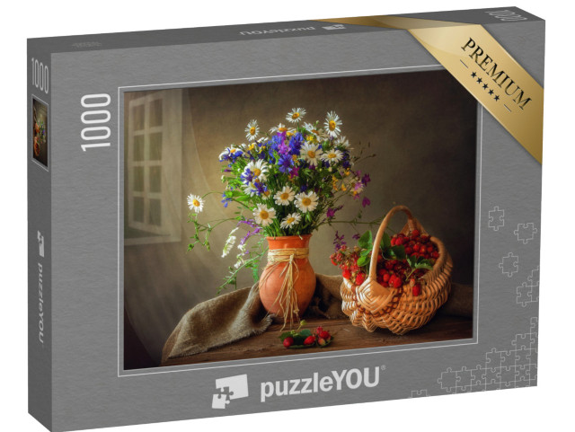 puzzle 1000 dílků „Zátiší s květinami a lesními jahodami v košíku“