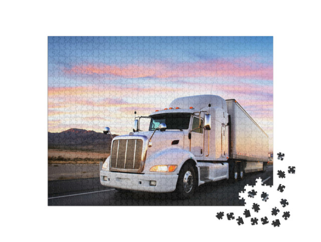 puzzle 1000 dílků „Nákladní auto jedoucí při západu slunce“