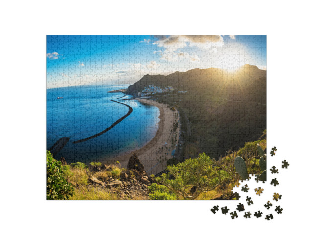 puzzle 1000 dílků „Panoramatický pohled na pláž las Teresitas, Tenerife, Španělsko“