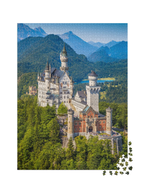 puzzle 2000 dílků „Zámek Neuschwanstein, který nechal v 19. století postavit král Ludvík II.“