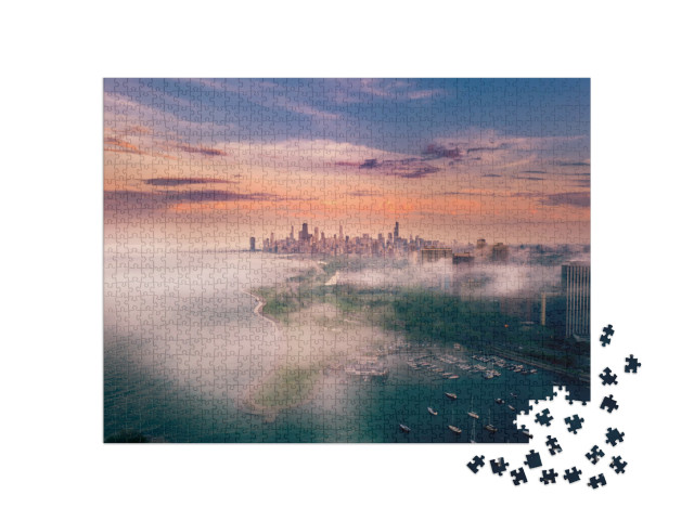 puzzle 1000 dílků „Chicago a jezero Michigan v mlze“