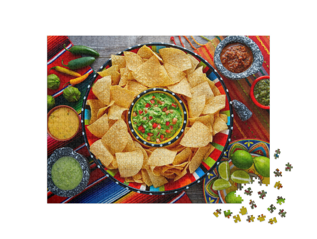 puzzle 1000 dílků „Nachos s tortillovými chipsy guacamole v talíři sombrero“