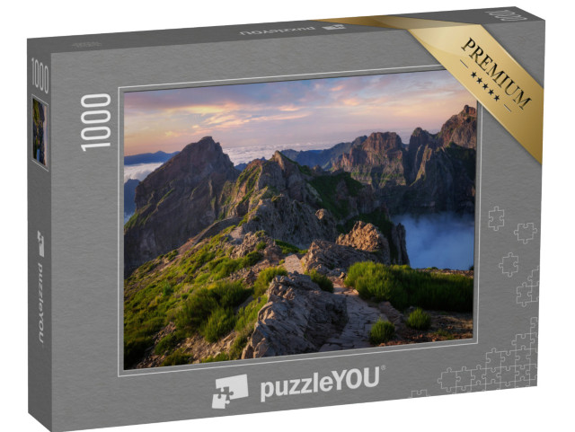 puzzle 1000 dílků „Portugalsko, Madeira, Pohled na hory a skály poblíž vrcholu Arieiro“