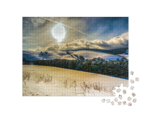 puzzle 1000 dílků „Zimní slunce na Fichtelbergu v Sasku“