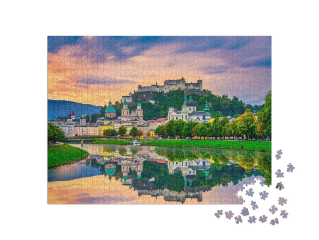 puzzle 1000 dílků „Východ slunce nad panoramatem Salzburgu, Rakousko“