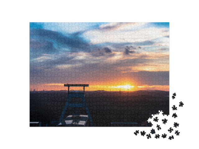 puzzle 1000 dílků „Západ slunce nad kolonií Ewald v Porúří“