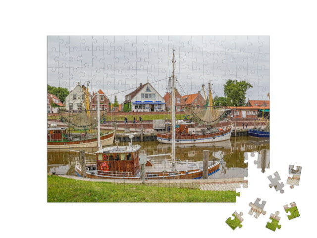 puzzle 200 dílků „Idylická přístavní scenérie v Greetsielu, Východní Frísko, Německo“