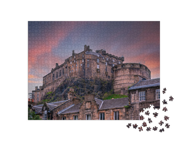 puzzle 1000 dílků „Edinburský hrad při západu slunce, Skotsko, Velká Británie“