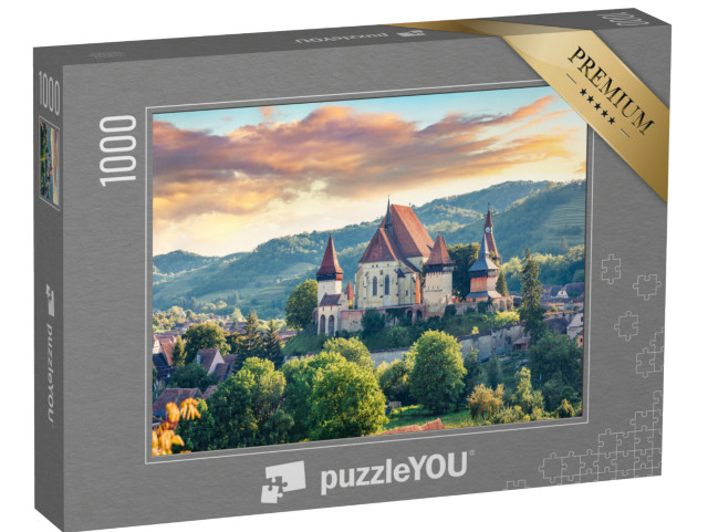 puzzle 1000 dílků „Opevněný kostel v Biertanu, památka UNESCO, Rumunsko“