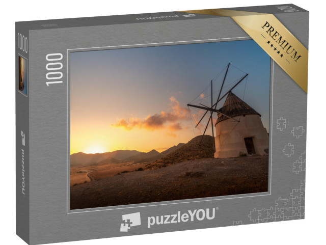 puzzle 1000 dílků „Větrný mlýn na pláži Los Genoveses při západu slunce, Španělsko“