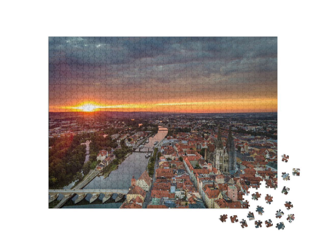 puzzle 1000 dílků „Regensburg shora při nádherném východu slunce“