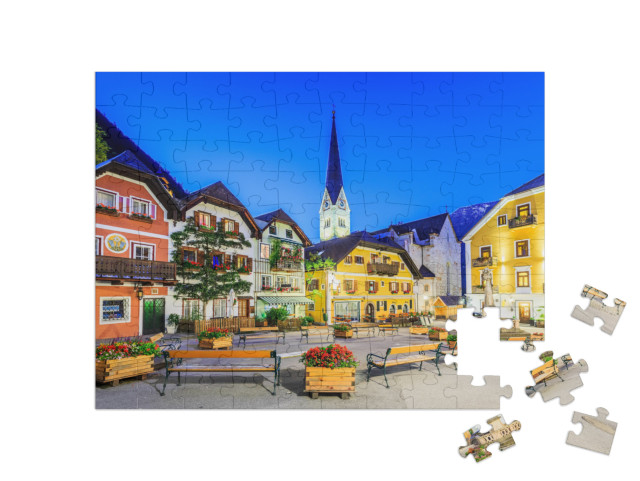 puzzle 100 dílků „Hallstatt, Rakousko, horská vesnice v rakouských Alpách za soumraku“