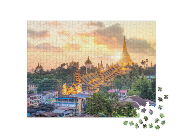 puzzle 1000 dílků „Západ slunce nad panoramatem Yangonu Shwedagon Pagoda v Myanmaru“