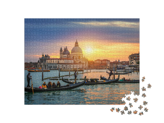 puzzle 1000 dílků „Canal Grande s gondolami v Benátkách při západu slunce, Itálie“