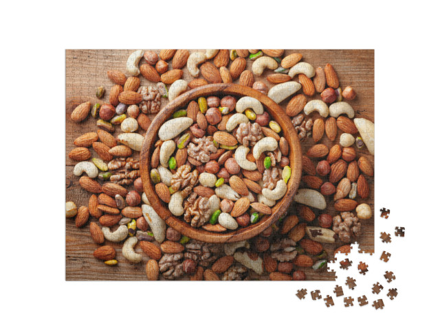 puzzle 1000 dílků „Dřevěná miska se směsí ořechů“