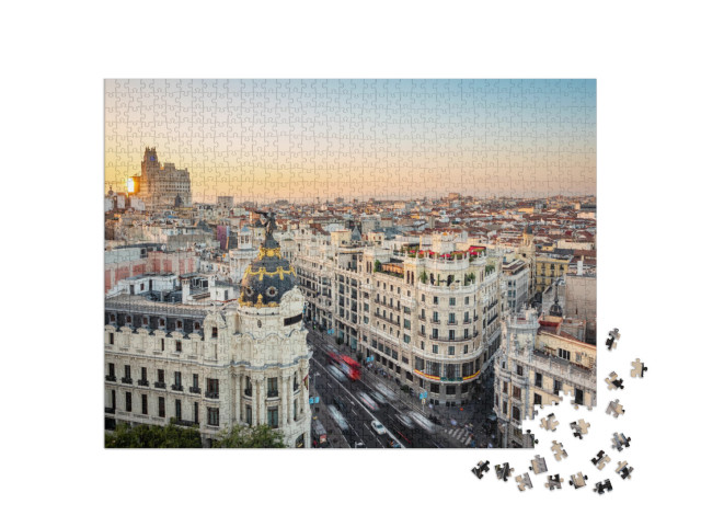 puzzle 1000 dílků „Západ slunce nad Gran Via, Madrid, Španělsko“