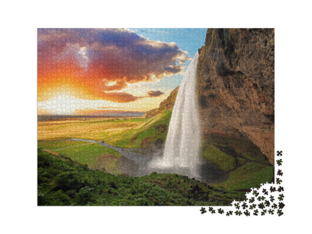 puzzle 2000 dílků „Seljalandsfoss, vodopád na Islandu“