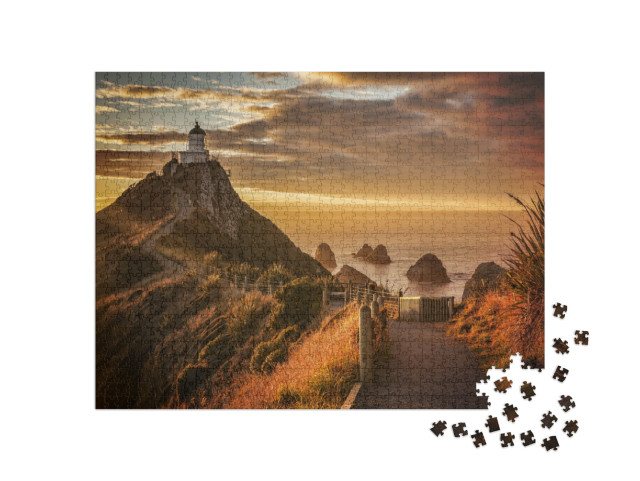 puzzle 1000 dílků „Atmosférický východ slunce na Nugget Point v Otagu na Novém Zélandu“