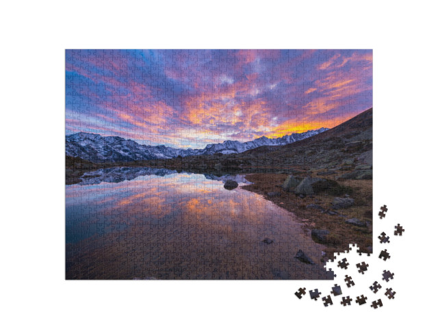 puzzle 1000 dílků „Vysokohorské jezero v italských Alpách“