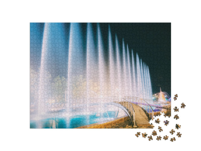 puzzle 1000 dílků „Tančící fontány, pamětihodnost města Batumi, Adžárie, Gruzie“