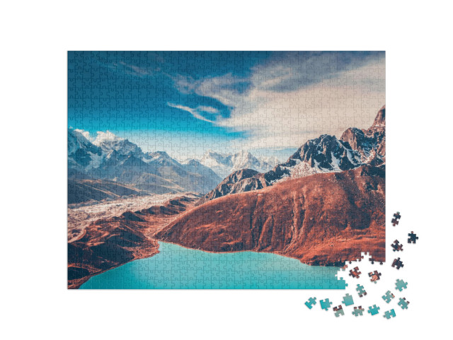 puzzle 1000 dílků „Tyrkysově zbarvené horské jezero v Hiimalájích“