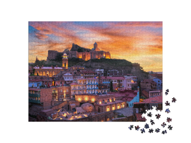 puzzle 1000 dílků „Tbilisi v záři zapadajícího slunce, Gruzie“