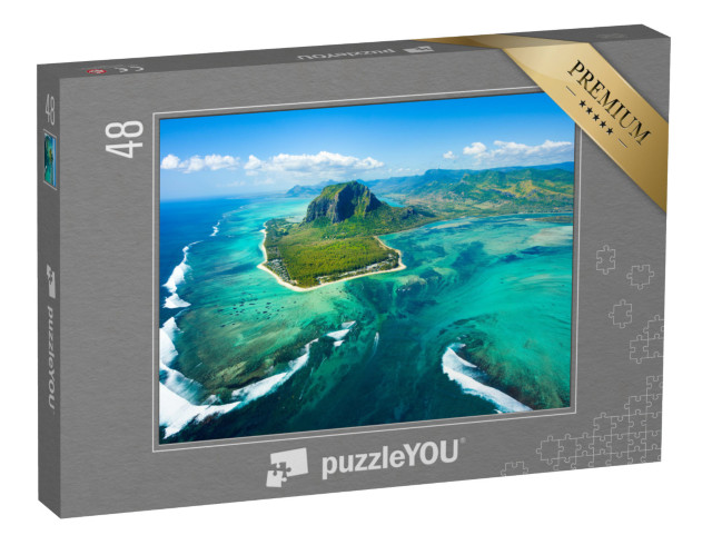 puzzle 48 dílků „Působivý letecký pohled na panorama ostrova a podvodní vodopád na Mauriciu“