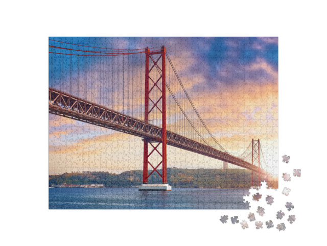 puzzle 1000 dílků „Ponte 25 de Abril přes řeku Tagus v Lisabonu, Portugalsko“