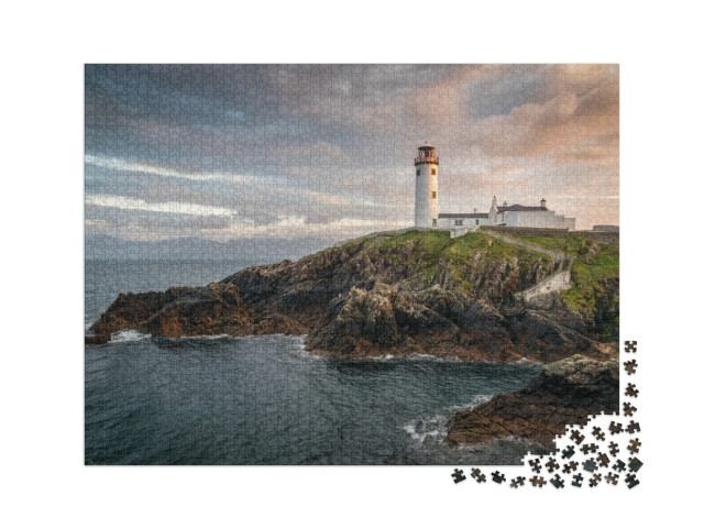 puzzle 2000 dílků „Maják Fanad na severním pobřeží Donegalu, Irsko“
