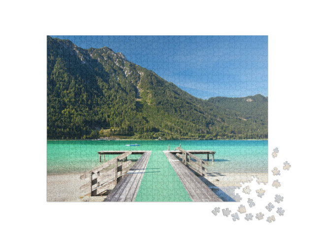 puzzle 1000 dílků „Stará dřevěná lávka na jezeře Achensee v Rakousku“