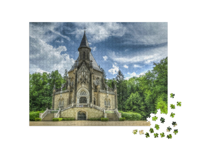 puzzle 1000 dílků „Schwarzenberská hrobka, Třeboň, Česká republika“
