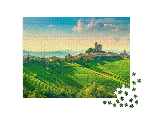 puzzle 1000 dílků „Idylické vinice v Piemontu na severu Itálie“
